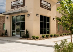 Denttist Pro Front View Office